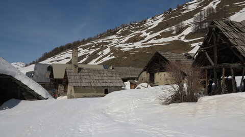 2014-04-05-ski-traversee-alpes-montgenevre-saint-veran, 2014-04-18-alpes-aventure-capanna-mautino-dormillouse-fonts-cervieres-40