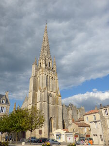 Les églises du patrimoine Français, 85 - Fontenay le Comte