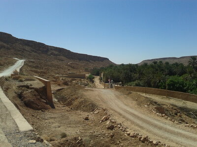Maroc à vélo, Et le camping est là dans la palmeraie ! (à Zouala).