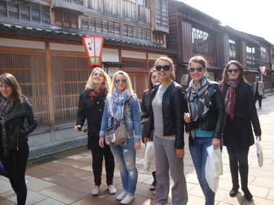 Océane, Olivia Estelle  Tristana Estelle aux Geisha