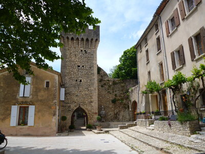 Lubéron mai 2014, 07-Montbrun_09