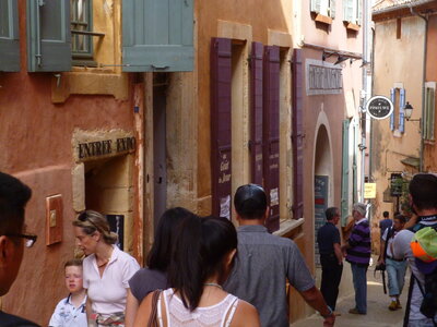 Lubéron mai 2014, 09-Roussillon_04