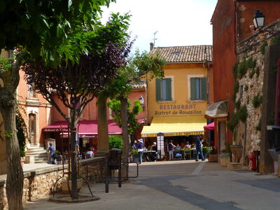 Lubéron mai 2014, 09-Roussillon_08