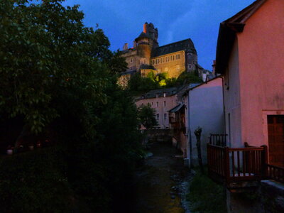Lubéron mai 2014, 16-Estaing_05