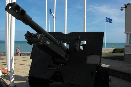 Les plages du débarquement, Arromanches  7 