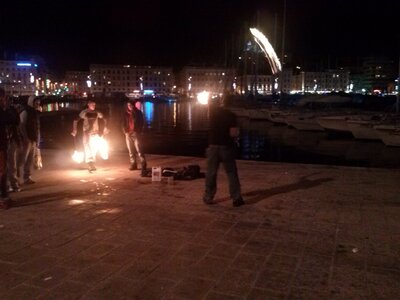 Il y a le feu sur le quai du Port, CAM00516