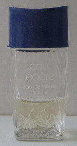 Miniatures de parfum, Bourjois_Eau legere SB EDT fraîche 5 35cm M