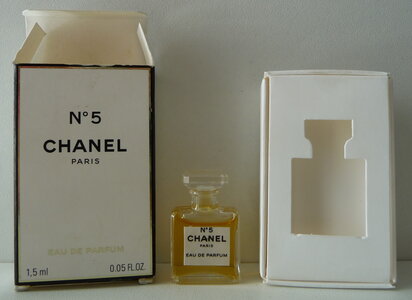 Miniatures de parfum, Chanel_N° 5 AB EDP 3 2cm 1 5ml B M