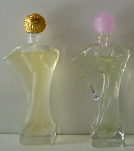 Miniatures de parfum, Dali_3 Dali differents