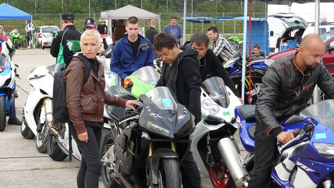  2014-08-16 Chenevières, P1080030