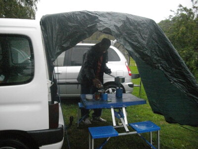 LACS DU CROZET ET DU DOMENON 12/08/2014, Le13 août, jour de pluie ininterrompue : on s'adapte avec les moyens du bord !
