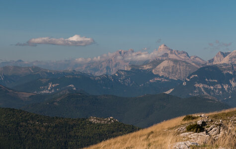 Randonnée Pyramide - Laup Froid, Sommets du Vercors et petits nuages