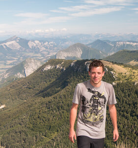 Randonnée Pyramide - Laup Froid, Pose avec vue  4 