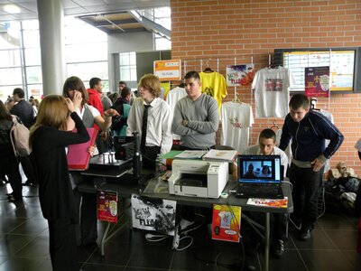 Salon de la mini entreprise 2 mai 2011 Place des Métiers, DSCN2540 (Copier)