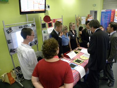 Salon de la mini entreprise 2 mai 2011 Place des Métiers, DSCN2553 (Copier)