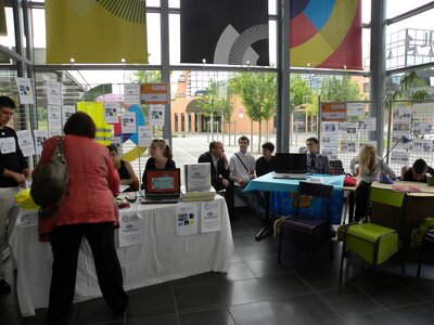 Salon de la mini entreprise 2 mai 2011 Place des Métiers, DSCN2530 (Copier)