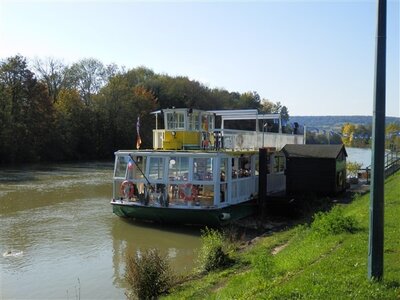 Déjeuner promenade sur la marne à Cumières le 19 Octobre 2014, CHAMPAGNE VALLEE