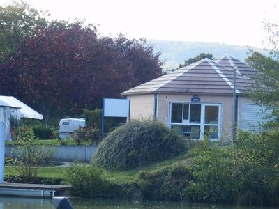 Déjeuner promenade sur la marne à Cumières le 19 Octobre 2014, CAMPING EPERNAY