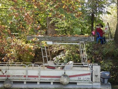Déjeuner promenade sur la marne à Cumières le 19 Octobre 2014, L'ILE AUX ANES