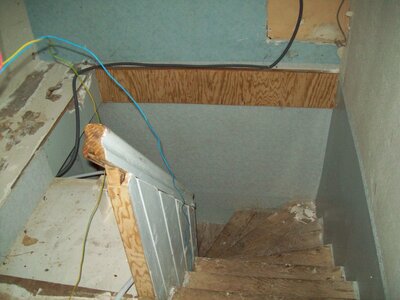 Maison  - Partie habitation étage, Début des travaux l'escalier 