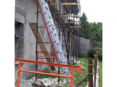 Maison - Extérieur, Démontage des linteaux de fenêtres et mise en place des caissons volets roulant