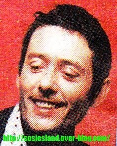 Sosiesland, Antoine de Caunes