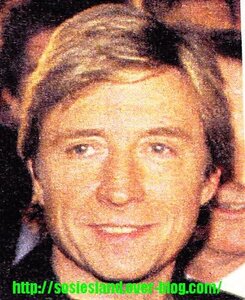 Sosiesland, Renaud