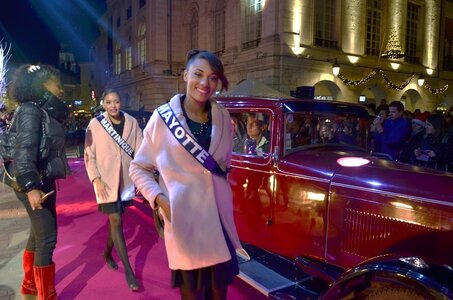 [14-9] - D'élégantes Miss dans d'élégantes voitures - Samedi 29 novembre 2014, D’élégantes Miss dans d’élégantes Voitures - Photo S. Vendet DSC0603