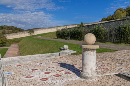 Abbaye et jardin de Saint Martin de Bocherville, Cadran solaire