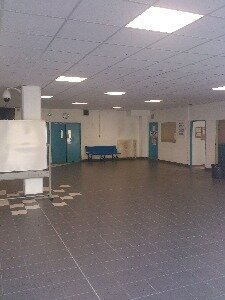 Lycée Sermenaz, hall