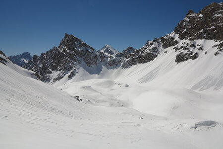 2015-03-ski-traversee-alpes, alpes-aventure-traversee-alpes-maljasset-campo-base-val-maira-2015-03-31-39