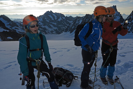 2015-06-11-alpinisme-roche-faurio, alpes-aventure-alpinisme-montee-refuge-ecrins-2015-06-11-22