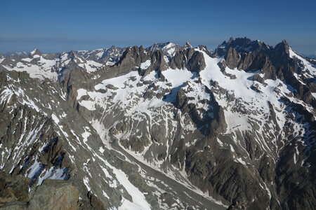 2015-06-11-alpinisme-roche-faurio, alpes-aventure-alpinisme-montee-refuge-ecrins-2015-06-11-40