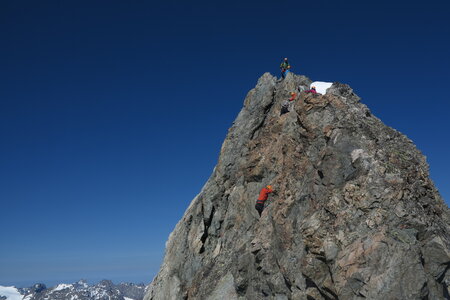 2015-06-11-alpinisme-roche-faurio, alpes-aventure-alpinisme-montee-refuge-ecrins-2015-06-11-60