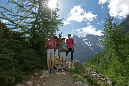 2015-05-30-randonnée-refuge-bans, alpes-aventure-randonne-trek-famille-refuge-bans-2015-05-30-055