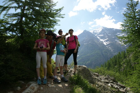 2015-05-30-randonnée-refuge-bans, alpes-aventure-randonne-trek-famille-refuge-bans-2015-05-30-056