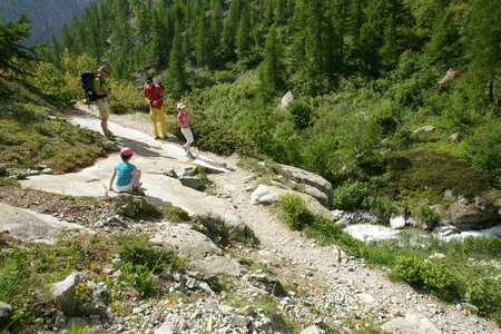 2015-05-30-randonnée-refuge-bans, alpes-aventure-randonne-trek-famille-refuge-bans-2015-05-30-073