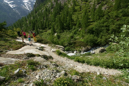 2015-05-30-randonnée-refuge-bans, alpes-aventure-randonne-trek-famille-refuge-bans-2015-05-30-079