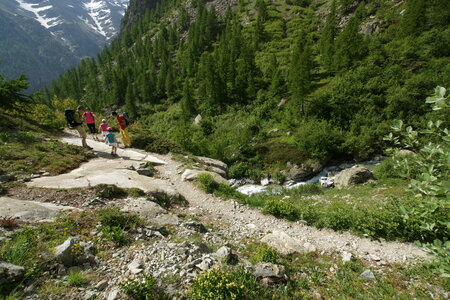2015-05-30-randonnée-refuge-bans, alpes-aventure-randonne-trek-famille-refuge-bans-2015-05-30-080