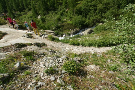 2015-05-30-randonnée-refuge-bans, alpes-aventure-randonne-trek-famille-refuge-bans-2015-05-30-090