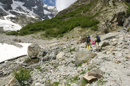 2015-05-30-randonnée-refuge-bans, alpes-aventure-randonne-trek-famille-refuge-bans-2015-05-30-250