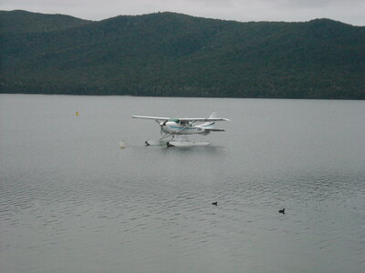Lake Te Anau : 2ème lac de Nouvelle Zélande plus de 500 fois plus grand que celui d'Aydat, DSCN0794