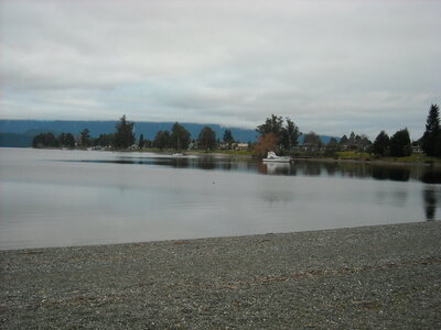 Lake Te Anau : 2ème lac de Nouvelle Zélande plus de 500 fois plus grand que celui d'Aydat, DSCN0789