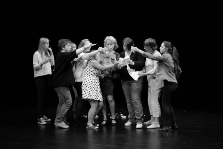 Théâtre 2015 - La Compagnie Les Yeux d'Encre - «En bas de chez toi. », DSC_0185  2 