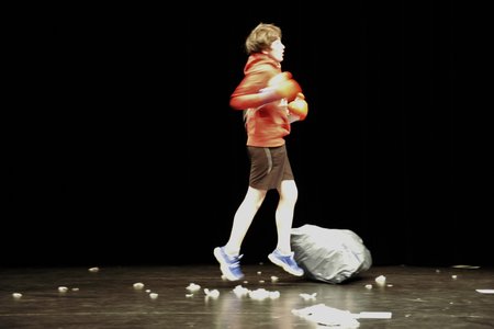 Théâtre 2015 - La Compagnie Les Yeux d'Encre - «En bas de chez toi. », DSC_0403