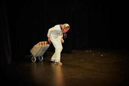 Théâtre 2015 - La Compagnie Les Yeux d'Encre - «En bas de chez toi. », DSC_0486