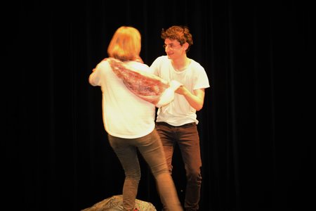 Théâtre 2015 - La Compagnie Les Yeux d'Encre - «En bas de chez toi. », DSC_0509