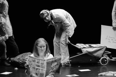 Théâtre 2015 - La Compagnie Les Yeux d'Encre - «En bas de chez toi. », DSC_0542