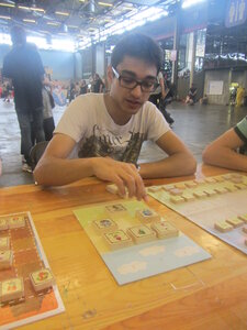 Japan Expo 2015 : Manga-Info, partie de dobutsu shogi (version simplifié du shogi pour apprendre à jouer)
