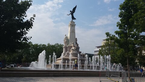 Dijon Août 2015, 20150813 - place de la République